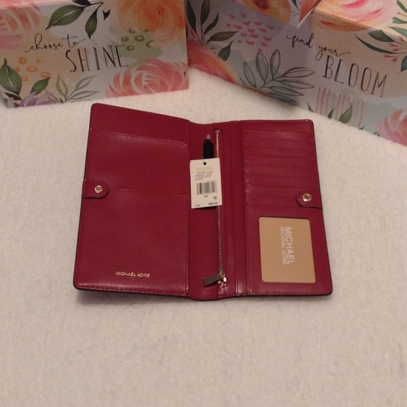 SOLD on MERCARI NWT Michael Kors Bedford Legacy - Picture 2 of 14